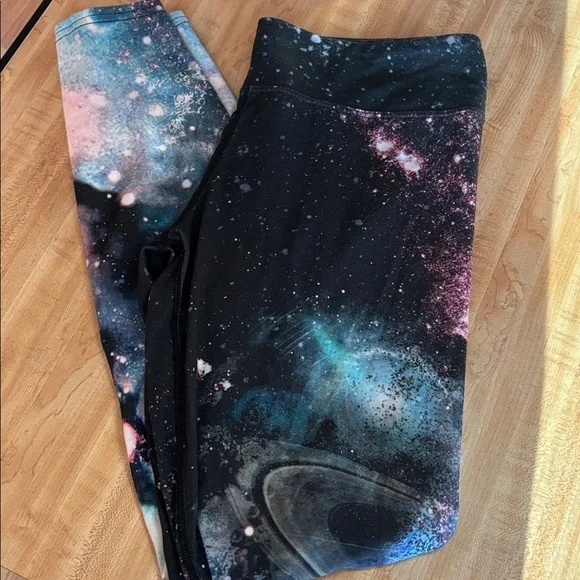 Galaxy Print Women's Leggings - Picture 3 of 3